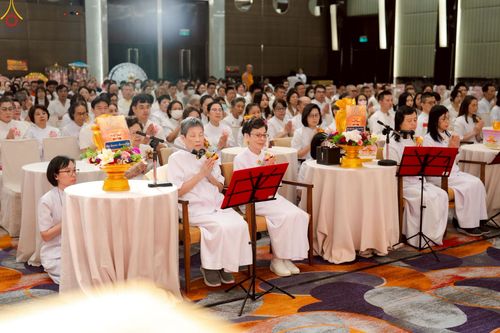 ภาพ No.271417:วันอาทิตย์ที่ 26 ตุลาคม พ.ศ. 2568 พิธีกล่าวสุนทรพจน์รวมสงฆ์ 3 นิกาย  ในวาระครบรอบ 30 ปีวัดพระธรรมกายไทเป