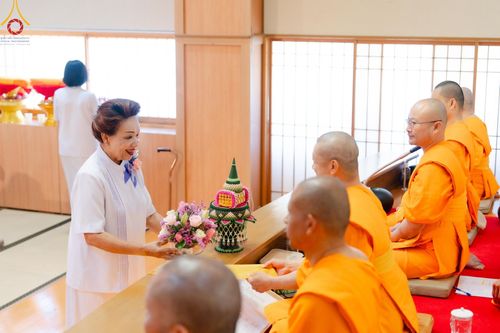 ภาพ No.140530:พิธีทอดผ้าป่าฉลองชัย 20 ปี วัดพระธรรมกายคานากาว่า วันเสาร์ที่ 8 มิถุนายน พ.ศ. 2567