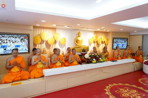 ภาพ No.233652:วันอาทิตย์ที่ 6 กรกฎาคม พ.ศ.2568 พิธีสมโภช 15 ปี วัดพระธรรมกายเกาลูน และพิธีมุทิตาสักการะเปรียญธรรม 9 ประโยค ณ วัดพระธรรมกายเกาลูน เขตปกครองพิเศษฮ่องกง สาธารณรัฐประชาชนจีน