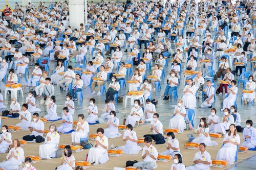 ภาพ No.104489:พิธีบุพเปตพลี ครั้งที่ 145 อุทิศบุญแด่หมู่ญาติที่ล่วงลับไปแล้ว และสืบทอดอายุพระพุทธศาสนา วันพุธที่ 27 ธันวาคม พ.ศ. 2566 (วันพระขึ้น 15 ค่ำ เดือน 12 ) ณ หอฉันคุณยายอาจารย์ฯ วัดพระธรรมกาย