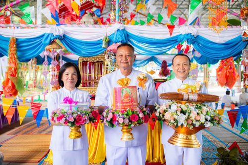 ภาพ No.165381:พิธีทอดกฐิน ณ วัดพุทธิสารโนนทอง อ.คอนสวรรค์ จ.ชัยภูมิ ในโครงการกฐินสามัคคีทั่วไทย 30,000 วัด บูชาธรรม 80 ปี หลวงพ่อธัมมชโย โดยคณะศิษยานุศิษย์วัดพระธรรมกาย วันที่ 21 ตุลาคม พ.ศ. 2567