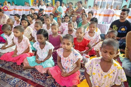 ภาพ No.179526:พิธีทอดกฐินสมทบ ณ วัดสิทธัตถะ (Siddhart United Social Welfare Mission) เมืองกัลกัตตา ประเทศอินเดีย  วันที่ 9 พฤศจิกายน พ.ศ. 2567