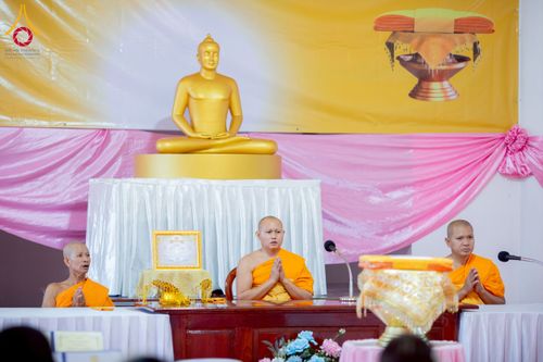 ภาพ No.274602:วันอาทิตย์ที่ 23 พฤศจิกายน พ.ศ. 2568 พิธีทอดผ้าป่าสามัคคี เพื่อระดมทุนสร้างกุฏิที่พักสามเณร ณ ศูนย์ปฏิบัติธรรมสวนผึ้ง จ.ราชบุรี