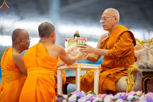 ภาพ No.85474:พิธีมุทิตาสักการะ พระราชาคณะ และพระครูสัญญาบัตร วันอาทิตย์ที่ 30 กรกฎาคม พ.ศ. 2566  ณ สภาธรรมกายสากล วัดพระธรรมกาย