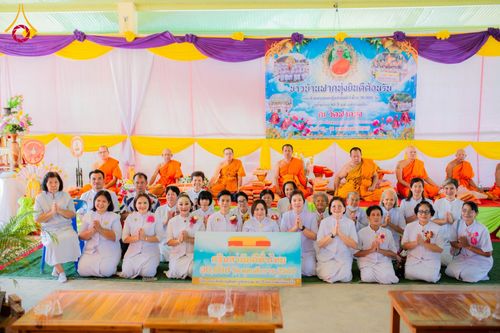 ภาพ No.178497:พิธีทอดกฐิน ณ วัดฟากทุ่ง ต.โนนพลวง อ.ลานกระบือ จ.กำแพงเพชร ในโครงการทอดกฐินสามัคคีทั่วไทย 30,000 วัด บูชาธรรม 80 ปี หลวงพ่อธัมมชโย โดยคณะศิษยานุศิษย์วัดพระธรรมกาย วันที่ 14 พฤศจิกายน พ.ศ. 2567