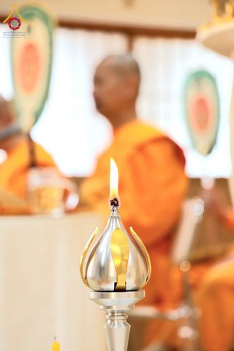 ภาพ No.213404:วันอาทิตย์ที่ 16 มีนาคม พ.ศ. 2568 พิธีบุพเปตพลี, ถวายภัตตาหาร, ปล่อยปลา วัดพระธรรมกายคานากาว่า ประเทศญี่ปุ่น