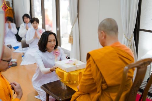 ภาพ No.132146:พิธีประดิษฐานยอดอุโบสถ บูชาธรรม 80 ปี หลวงพ่อธัมมชโย ณ วัดพระธรรมกายโทชิหงิ ประเทศญี่ปุ่น วันอาทิตย์ที่ 24 มีนาคม พ.ศ. 2567