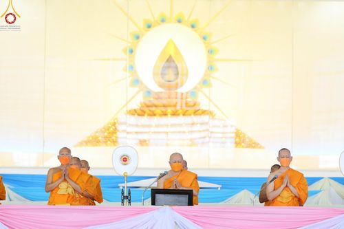 ภาพ No.102364:พิธีถวายอุปกรณ์ทำความสะอาด ณ บ้านแก้วเรือนทองคุณยายอาจารย์ฯ วัดพระธรรมกาย วันเสาร์ที่ 16 ธันวาคม พ.ศ. 2566