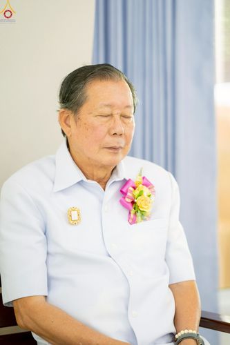 ภาพ No.241776:วันเสาร์ที่ 23 สิงหาคม พ.ศ. 2568 ปฐมผ้าป่าสถาปนาองค์พระเจดีย์ "ซื้อดินปรับพื้นที่ลานธรรม รองรับองค์พระเจดีย์เพื่อสร้างสันติภาพโลก" ณ ศูนย์ปฏิบัติธรรมระยอง (บ้านช่องลม)