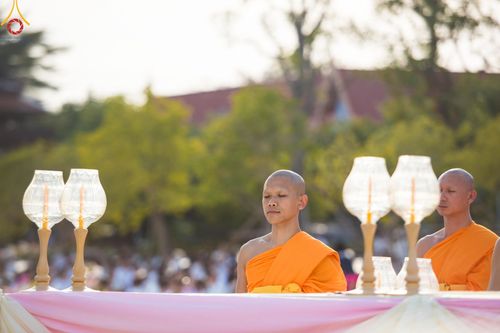 ภาพ No.194798:พิธีจุดประทีปถวายเป็นพุทธบูชา และบูชาธรรมมหาปูชนียาจารย์ ณ วัดสองพี่น้อง ต.ต้นตาล อ.สองพี่น้อง จ.สุพรรณบุรี ในโครงการธรรมยาตรา กตัญญูบูชา มหาปูชนียาจารย์ พระมงคลเทพมุนี(สด จนฺทสโร) พระผู้ปราบมาร อนุสรณ์สถาน 7 แห่ง ปีที่ 13 วันที่ 14 มกราคม พ.ศ. 2568