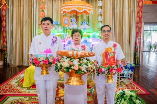 ภาพ No.164539:พิธีทอดกฐิน ณ วัดเทพมงคล อ.บางซ้าย จ.พระนครศรีอยุธยา ในโครงการกฐินสามัคคีทั่วไทย 30,000 วัด บูชาธรรม 80 ปี หลวงพ่อธัมมชโย โดยคณะศิษยานุศิษย์วัดพระธรรมกาย วันที่ 20 ตุลาคม พ.ศ. 2567