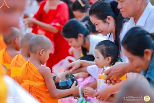 ภาพ No.93751:กิจกรรมสามเณร ศูนย์ปฏิบัติธรรมสวนผึ้ง จ.ราชบุรี ในโครงการบรรพชาสามเณรฟื้นฟูพระพุทธศาสนาทั่วไทย