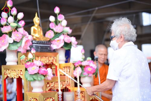 ภาพ No.152577:พิธีเททองหล่อพระพุทธรูปประจำสัตตมหาสถาน ธรรมอุทยานอุโบสถวัดสายสุวพรรณ - กิจกรรมปลูกต้นไม้เฉลิมพระเกียรติ พระบาทสมเด็จพระเจ้าอยู่หัว วันที่ 26 กรกฎาคม พ.ศ. 2567