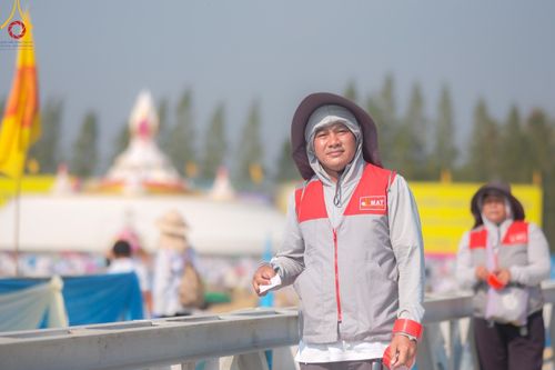 ภาพ No.202938:V.51 สารพัดV สารพัดดี ที่คลองบางนางแท่น ในโครงการธรรมยาตรา กตัญญูบูชา มหาปูชนียาจารย์ พระมงคลเทพมุนี(สด จนฺทสโร) พระผู้ปราบมาร อนุสรณ์สถาน 7 แห่ง ปีที่ 13 ระหว่างวันที่ 2-31 มกราคม พ.ศ. 2568