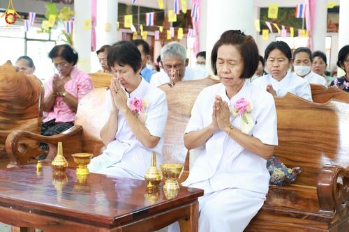 ภาพ No.168549:พิธีทอดกฐิน ณ วัดศรีประทุนทอง จ.สุพรรณบุรี ในโครงการกฐินสามัคคีทั่วไทย 30,000 วัด บูชาธรรม 80 ปี หลวงพ่อธัมมชโย โดยคณะศิษยานุศิษย์วัดพระธรรมกาย วันที่ 20 ตุลาคม พ.ศ. 2567