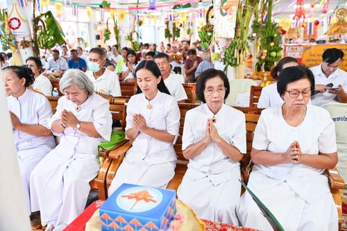 ภาพ No.182904:พิธีทอดกฐิน ณ วัดเทพประทาน อ.ท่าตะเกียบ จ.ฉะเชิงเทรา ในโครงการทอดกฐินสามัคคีทั่วไทย 30,000 วัด บูชาธรรม 80 ปี หลวงพ่อธัมมชโย โดยคณะศิษยานุศิษย์วัดพระธรรมกาย วันที่ 9 พฤศจิกายน พ.ศ. 2567