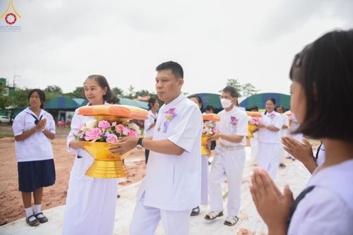 ภาพ No.146540:พิธีทอดผ้าป่าสร้างหลังคาอาคาร 80 ปี หลวงพ่อธัมมชโย ณ ศูนย์ปฎิบัติธรรมวิหารแดง จังหวัดสระบุรี วันอาทิตย์ที่ 28 กรกฎาคม พ.ศ. 2567