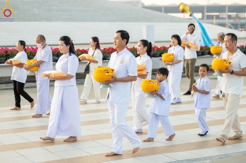 ภาพ No.180509:พิธีบรรพชาอุปสมบท โครงการอุปสมบทบูชาธรรมมหาปูชนียาจารย์ ประจำปีพุทธศักราช 2567 วันเสาร์ที่ 7 ธันวาคมพ.ศ. 2567 ณ วัดพระธรรมกาย จ.ปทุมธานี