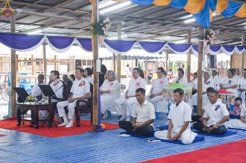 ภาพ No.100404:พิธีทอดกฐินสามัคคี และพิธีเทฐานรากอาคาร สร้างโรงทานหมู่บ้านปฎิบัติธรรม ณ ศูนย์อบรมเยาวชนปัตตานี วันที่ 26 พฤศจิกายน พ.ศ. 2566