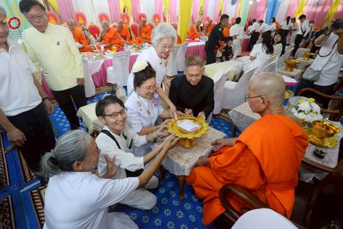 ภาพ No.274557:วันที่ 5 พฤศจิกายน พ.ศ. 2568 พิธีทอดกฐินสามัคคีทั่วไทย ณ วัดประดู่บางจาก เขตภาษีเจริญ กรุงเทพมหานคร โดยคณะศิษยานุศิษย์ บูชาธรรม 81 ปี หลวงพ่อธัมมชโย