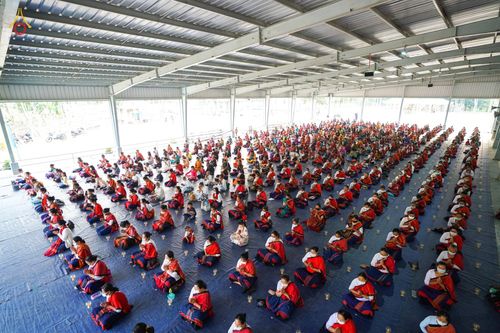 ภาพ No.76526:คณะสงฆ์และสามเณรบังกลาเทศ ปฎิบัติธรรมและจุดโคมประทีปถวายเป็นพุทธบูชา วันที่ 17 กุมภาพันธ์ พ.ศ. 2566