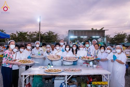 ภาพ No.118691:พิธีถวายภัตตาหารเป็นสังฆทาน แด่คณะพระธรรมยาตรา วันที่ 25 มกราคม พ.ศ. 2567 ณ อนุสรณ์สถานบางนางแท่น จ.นครปฐม