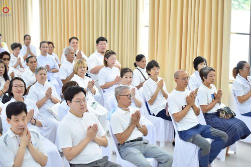 ภาพ No.230046:วันพฤหัสบดีที่ 26 มิถุนายน พ.ศ. 2568 พิธีทอดผ้าป่าฉลองอาคารชุดศูนย์ปฏิบัติธรรมน้ำใสใจสว่าง น้อมบูชาธรรมอายุวัฒนะมงคล 81 ปี หลวงพ่อธัมมชโย ณ ศูนย์ปฏิบัติธรรมน้ำใสใจสว่าง เขตบางกอกน้อย กรุงเทพมหานคร