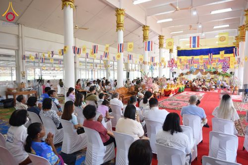 ภาพ No.172692:พิธีทอดกฐิน ณ วัดชีแวะ จ.ลพบุรี ในโครงการกฐินสามัคคีทั่วไทย 30,000 วัด บูชาธรรม 80 ปี หลวงพ่อธัมมชโย โดยคณะศิษยานุศิษย์วัดพระธรรมกาย วันที่ 27 ตุลาคม พ.ศ. 2567