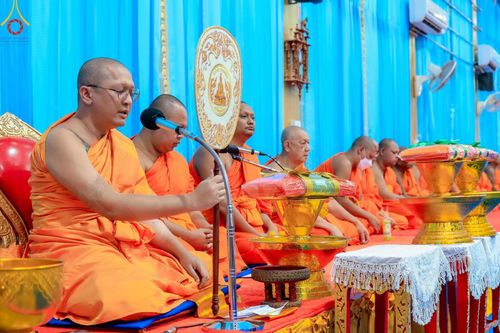 ภาพ No.166863:พิธีทอดกฐิน ณ วัดบัวผัน แขวงท่าข้าม เขตบางขุนเทียน กรุงเทพมหานคร ในโครงการกฐินสามัคคีทั่วไทย 30,000 วัด บูชาธรรม 80 ปี หลวงพ่อธัมมชโย โดยคณะศิษยานุศิษย์วัดพระธรรมกาย วันที่ 20 ตุลาคม พ.ศ. 2567