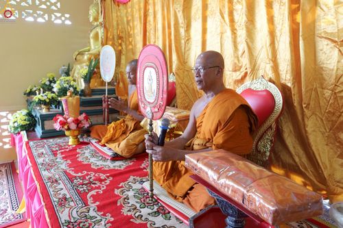 ภาพ No.252420:วันที่ 11 ตุลาคม พ.ศ. 2568 พิธีทอดกฐินสามัคคีทั่วไทย 30,000 วัด โดยคณะศิษยานุศิษย์ บูชาธรรม 81 ปี หลวงพ่อธัมมชโย ณ วัดทองตุ่มน้อย อ.ทุ่งตะโก จ.ชุมพร