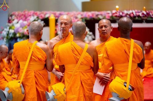 ภาพ No.217428:วันเสาร์ที่ 12 เมษายน พ.ศ. 2568 พิธีอุปสมบท ในโครงการอุปสมบทหมู่ บูชาธรรมหลวงพ่อธัมมชโย, โครงการธรรมทายาท ระดับอุดมศึกษา รุ่นที่ 52 ,  โครงการบวชพระนานาชาติ AEC & WAB CEO รุ่นที่ 4 ณ วัดพระธรรมกาย