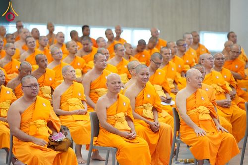 ภาพ No.161335:พิธีรับดวงแก้วนักเรียนบาลี ผู้สมัครสอบในนามวัดพระธรรมกาย วันอาทิตย์ที่ 6 ตุลาคม พ.ศ. 2567 ณ ค่ายจองแชมป์ หมู่กุฏิสามเณรเปรียญธรรม วัดพระธรรมกาย จ.ปทุมธานี