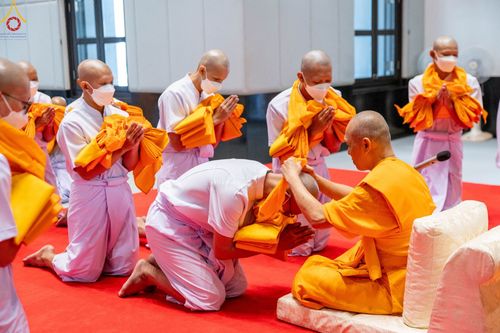 ภาพ No.84179:พิธีขอบรรพชา , พิธีขอสรณคมน์และศีล ,  พิธีรับบาตร , พิธีอุปสมบท ในโครงการบรรพชาอุปสมบทหมู่ธรรมทายาทรุ่นเข้าพรรษา และโครงการบรรพชาสามเณรโรงเรียนนานาชาติ รุ่นที่ 12 ณ โบสถ์พระไตรปิฎก วัดพระธรรมกาย วันที่ 22 กรกฎาคม พ.ศ. 2566