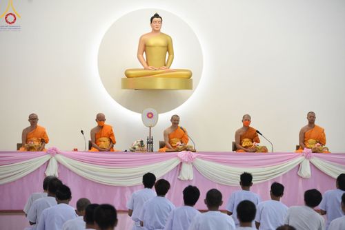 ภาพ No.101011:พิธีตัดปอยผมและปลงผมธรรมทายาท โครงการอุปสมบทบูชาธรรมมหาปูชนียาจารย์ พ.ศ. 2566 ณ ศูนย์อบรมจังหวัดสระบุรี วันเสาร์ที่ 2 ธันวาคม พ.ศ. 2566