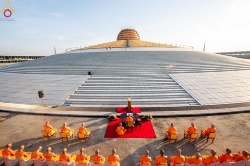 ภาพ No.194466:พิธีปฐมเริ่มสุวรรณรังสรรค์มหาธรรมกายเจดีย์ วันจันทร์ที่ 13 มกราคม พ.ศ. 2568 ณ มหาธรรมกายเจดีย์ วัดพระธรรมกาย จ.ปทุมธานี
