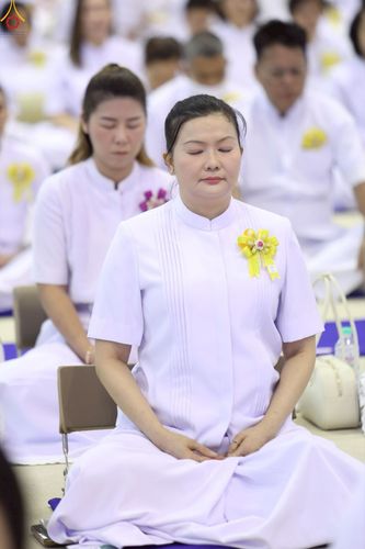 ภาพ No.240620:วันพุธที่ 27 สิงหาคม พ.ศ. 2568 พิธีปฏิบัติธรรมภาคสาย ในวันธรรมชัย ณ วัดพระธรรมกาย จ.ปทุมธานี