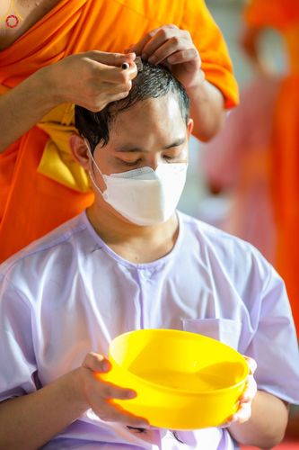 ภาพ No.87036:พิธีตัดปอยผมและปลงผมนาคธรรมทายาท ในโครงการอุปสมบทหมู่บูชาธรรม 106 ปี วันครูผู้ค้นพบวิชชาธรรมกาย ในวันอาทิตย์ที่ 3 กันยายน พ.ศ. 2566 ณ วัดพระธรรมกาย