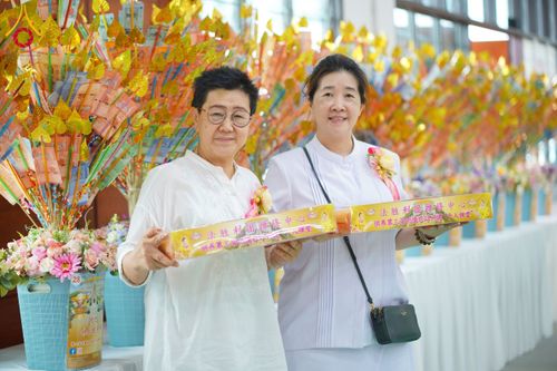 ภาพ No.173751:พิธีทอดกฐิน ศูนย์ปฏิบัติธรรม "ธรรมโยธิน" วัดแก้วธรรมชัยมาเลเซีย วันที่ 27 ตุลาคม พ.ศ. 2567