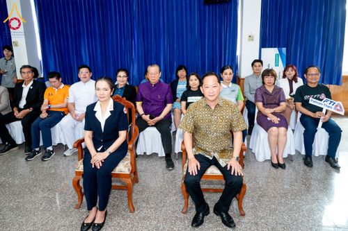 ภาพ No.159366:วัดพระธรรมกาย มูลนิธิธรรมกาย คณะศิษยานุศิษย์ฯ มอบถุงยังชีพ ข้าวสารอาหารแห้ง สมทบศูนย์รับบริจาคช่วยเหลือ ผู้ประสบภัยภาคเหนือ จังหวัดปทุมธานี มอบชุดอาหารปรุงสุกใหม่ ส่งแรงใจแก่เจ้าหน้าที่ผู้ปฏิบัติงาน และจิตอาสา วันที่ 27 กันยายน พ.ศ. 2567