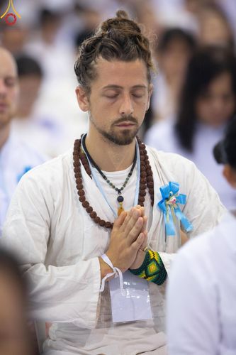 ภาพ No.124530:พิธีถวายรางวัล Guinness World Records "สถิตินั่งสมาธิและร่วมลงชื่อเพื่อสร้างสันติภาพโลก ด้วยจำนวนคนที่มากที่สุดในโลก" ณ สภาธรรมกายสากล วัดพระธรรมกาย วันมาฆบูชา เสาร์ที่ 24 กุมภาพันธ์ พ.ศ. 2567