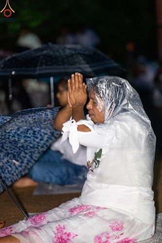 ภาพ No.141018:PhotoStory มหาศรัทธา ธรรมยาตราศรีลังกา EP.6 พิธีจุดวิสาขประทีป 6 วัด ถวายเป็น พุทธบูชา  โครงการสยาม-ลังกา ธรรมยาตรา  ฉลองเทศกาลวิสาขบูชาแห่งชาติ ศรีลังกา  บูชาธรรม 80 ปี หลวงพ่อธัมมชโย วันที่ 16 พฤษภาคม พ.ศ. 2567