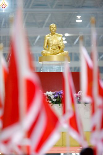 ภาพ No.243897:วันอาทิตย์ที่ 7 กันยายน พ.ศ. 2568 พิธีทอดผ้าป่าสมทบกฐินวัดพระธรรมกาย และสมทบกฐิน 30,000 วัดทั่วไทย ครั้งที่ 2 ณ ห้องแก้วสารพัดนึก 1 วัดพระธรรมกาย