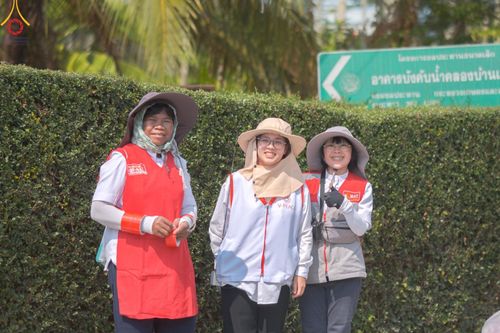 ภาพ No.202919:V.51 สารพัดV สารพัดดี ที่คลองบางนางแท่น ในโครงการธรรมยาตรา กตัญญูบูชา มหาปูชนียาจารย์ พระมงคลเทพมุนี(สด จนฺทสโร) พระผู้ปราบมาร อนุสรณ์สถาน 7 แห่ง ปีที่ 13 ระหว่างวันที่ 2-31 มกราคม พ.ศ. 2568