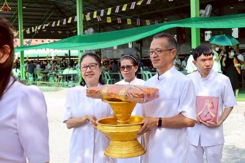 ภาพ No.267498:วันที่ 26 ตุลาคม พ.ศ. 2568 พิธีทอดกฐินสามัคคีทั่วไทย ณ วัดใหม่สันติสุข อ.เมือง จ.นครปฐม โดยคณะศิษยานุศิษย์ บูชาธรรม 81 ปี หลวงพ่อธัมมชโย