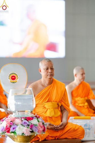 ภาพ No.211023:วันพฤหัสบดีที่ 13 มีนาคม พ.ศ. 2568  กิจกรรมวันพระ ขึ้น 15 ค่ำ เดือน 4 พิธีบุพเปตพลี ครั้งที่ 160 และ พิธีฉลองชัยสวดธัมจักรกัปปวัตนสูตร ครบ 7,196,000,000 จบ ณ วัดพระธรรมกาย