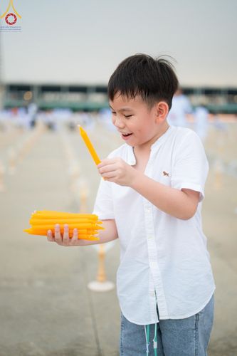ภาพ No.279186:พิธีจุดวิสาขประทีป พิธีเวียนประทักษิณ ในวันวิสาขบูชา พุธที่ 22 พฤษภาคม พ.ศ. 2567 ( วันพระขึ้น 15 ค่ำ เดือน 6 ) ณ ลานธรรม พระมหาธรรมกายเจดีย์ วัดพระธรรมกาย จ.ปทุมธานี
