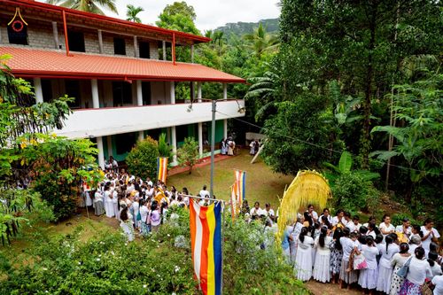 ภาพ No.264429:วันที่ 23 ตุลาคม พ.ศ. 2568 พิธีทอดกฐินสมทบ วัดกัลยาณมิตรต่างประเทศ  บูชาธรรม 81 ปี หลวงพ่อธัมมชโย  ณ วัดศรีอโรคา รามายา , วัดศรีธรรมราชา , วัดเปรดีปะกันเด วิหารายา ในเมืองมาตะเล ประเทศศรีลังกา 