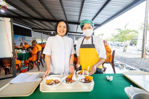 ภาพ No.123833:พิธีถวายสังฆทาน 323 วัด 4 จังหวัดชายแดนภาคใต้ ครั้งที่ 166 ณ ศูนย์ปฏิบัติธรรมภาคใต้ อ.บางกล่ำ จ.สงขลา วันเสาร์ที่ 17 กุมภาพันธ์ พ.ศ. 2567