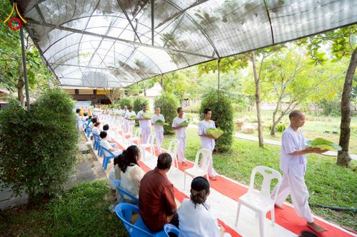 ภาพ No.278195:วันศุกร์ที่ 5 ธันวาคม พ.ศ. 2568 (วันพ่อแห่งชาติ) พิธีบรรพชาอุปสมบทหมู่ธรรมทายาท จำนวน 16 รูป โครงการบรรพชาอุปสมบทหมู่ รุ่นบูชาธรรมมหาปูชนียาจารย์ ประจำปี 2568  ณ ศูนย์ปฏิบัติธรรมและอบรมเยาวชนพระนครศรีอยุธยา จ.พระนครศรีอยุธยา