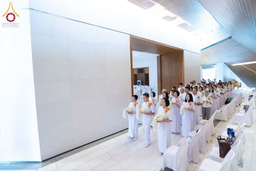 ภาพ No.174304:พิธีทอดกฐินกตัญญูบูชาธรรม ณ ศูนย์ปฏิบัติธรรมพระมงคลเทพมุนี อ.สองพี่น้อง จ.สุพรรณบุรี ในโครงการกฐินสามัคคีทั่วไทย 30,000 วัด บูชาธรรม 80 ปี หลวงพ่อธัมมชโย โดยคณะศิษยานุศิษย์วัดพระธรรมกาย วันที่ 10 พฤศจิกายน พ.ศ. 2567